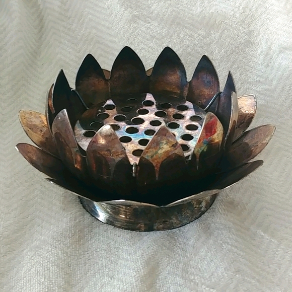 Vintage Leonard silver plated lotus flower frog - Picture 1 of 7